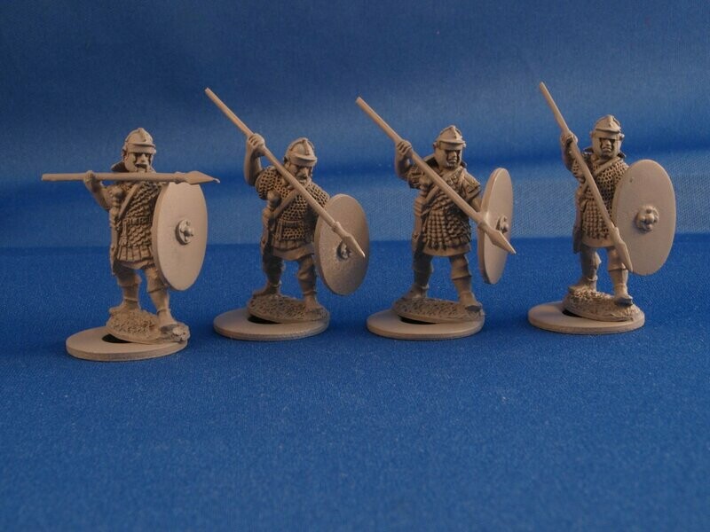 EIR32 Auxiliary infantry advancing