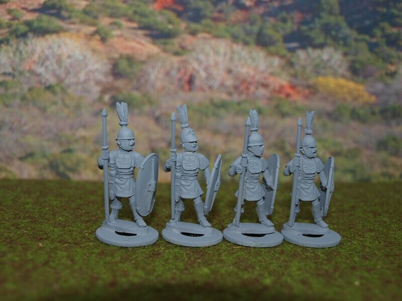 RR06 Standing Hastati