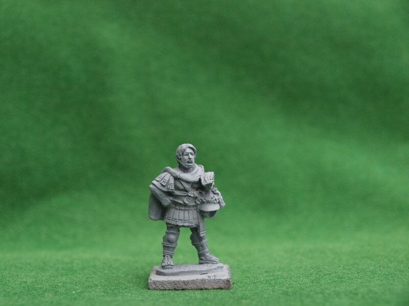 SUC17 Successor General on foot