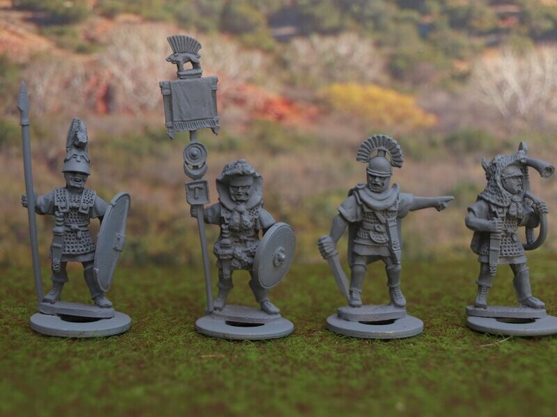 RR11 Standing Triarii command