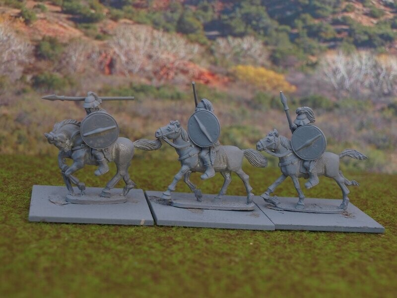 RR31 republican Cavalry in mail with spears, Boethian Helmets