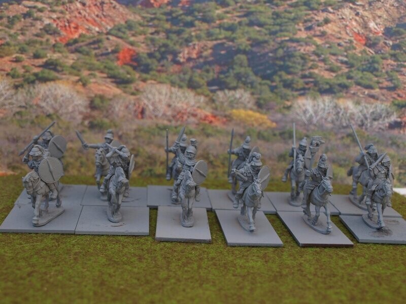 UD220 Republican Cavalry in boethian helmets 12 figures