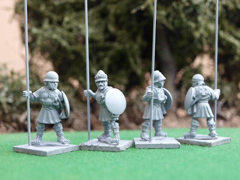 PH19 Tarentine Phalangites in mixed Italian armours