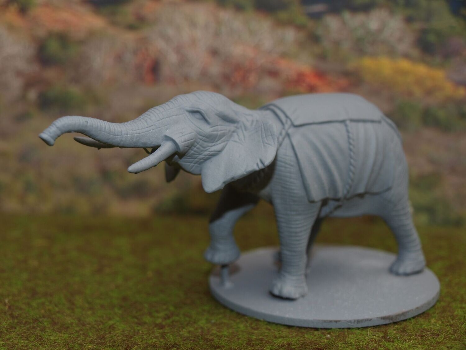 ELA02a African elephant trunk up (No Howdah).