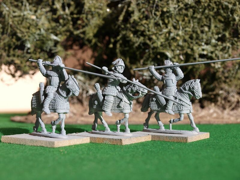 PAR2 Parthian cataphracts lance lowered