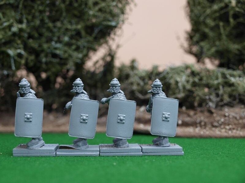 AVS15 Roman Imperial Scutum