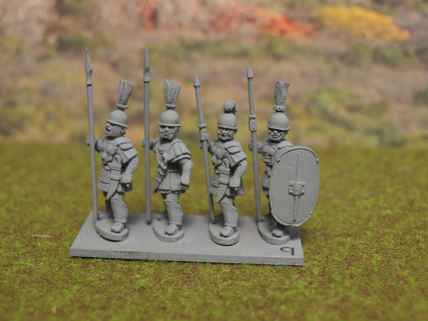 SAM09 standing  with Roman Helmets
