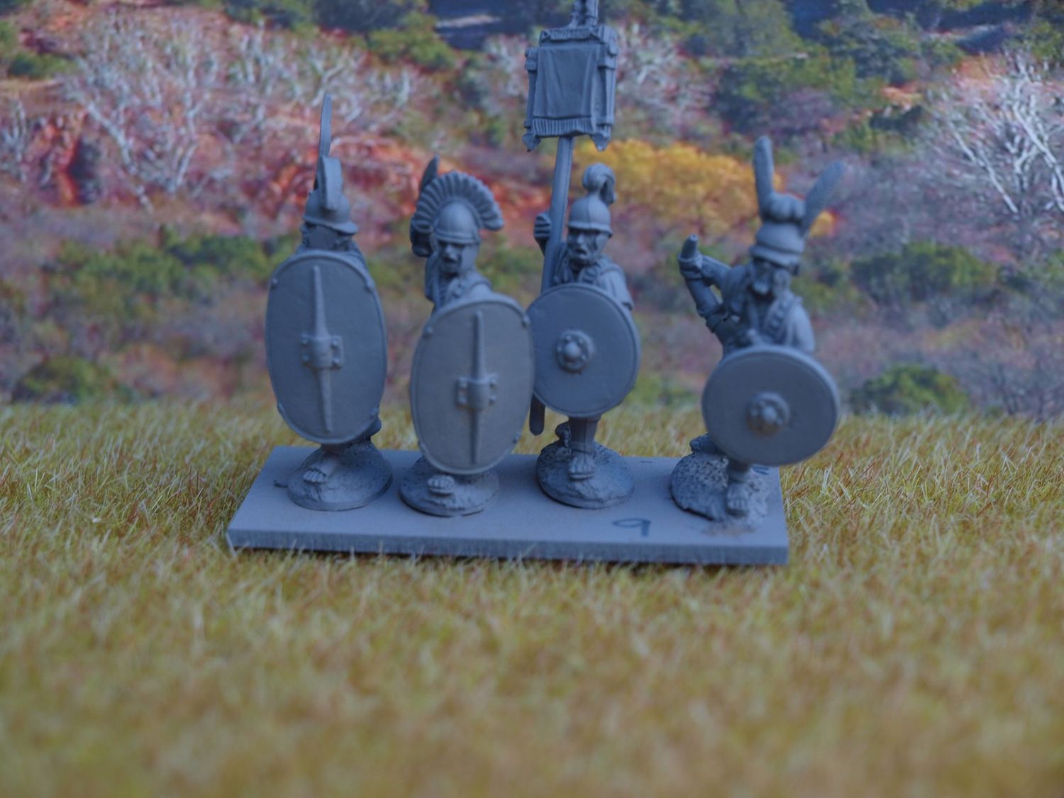 ETR09 Advancing infantry command in armour