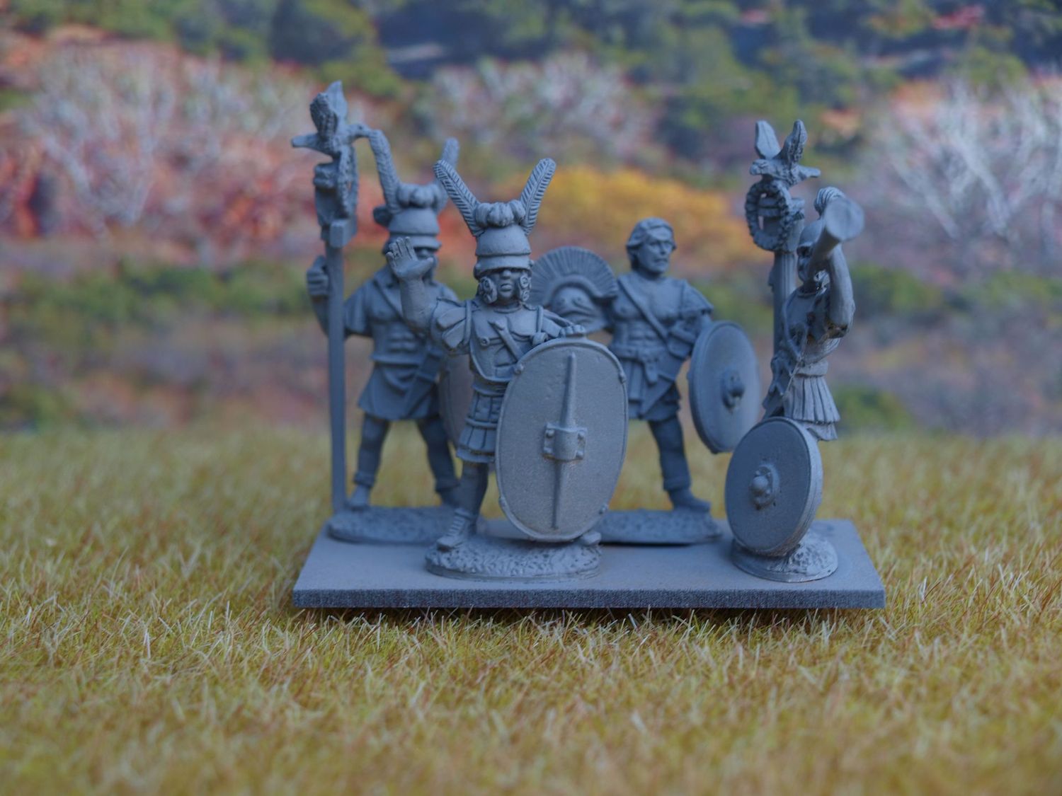 ETR10  Standing infantry Command in armour 1