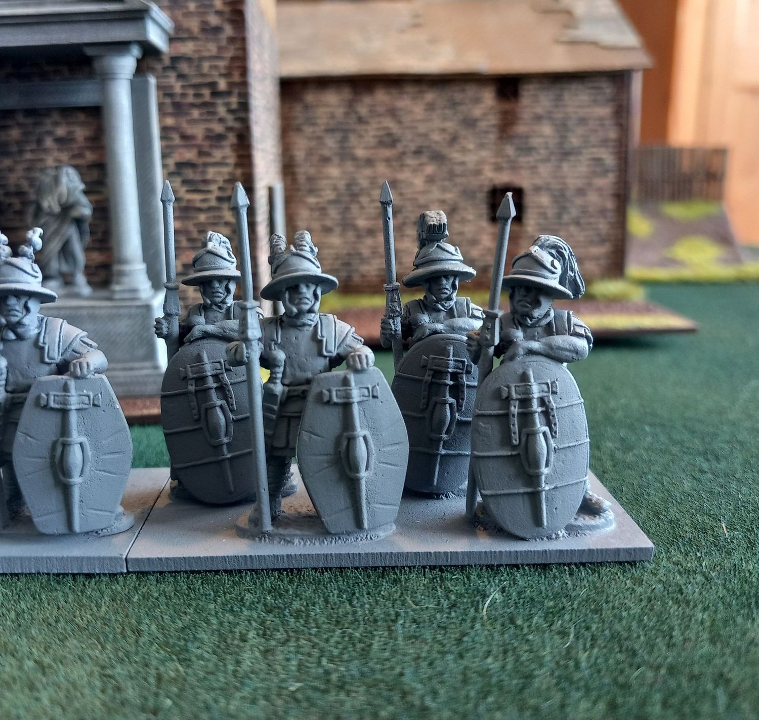 CS12 Legionaries with Greek helmets with pilum