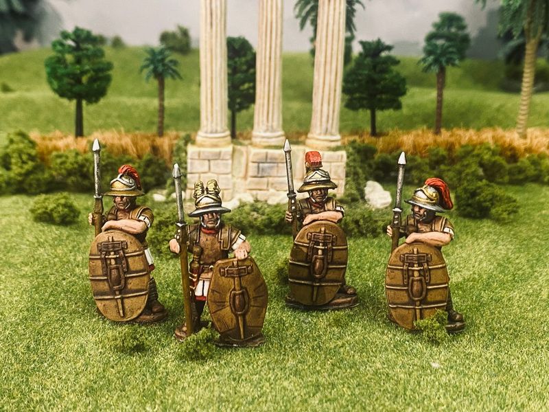 CS12 Legionaries with Greek helmets with pilum