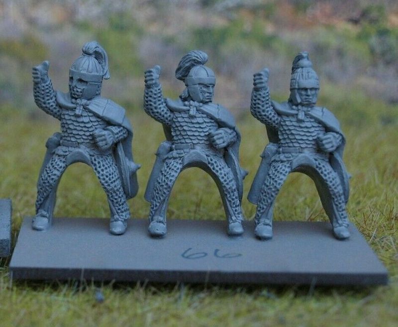 BYZ66 Byzantine cavalry  (Boukellaroi?) in cloaks 1