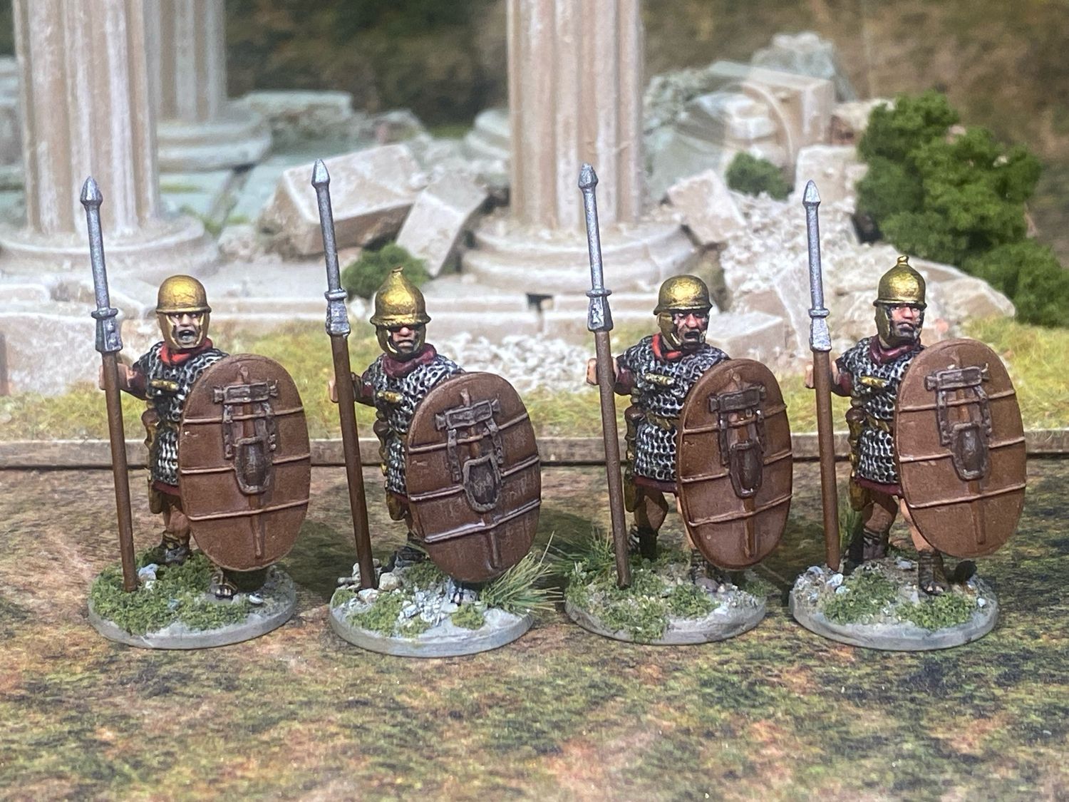 CS06 Caesarian Roman Legionaries with pilum and plain helmets