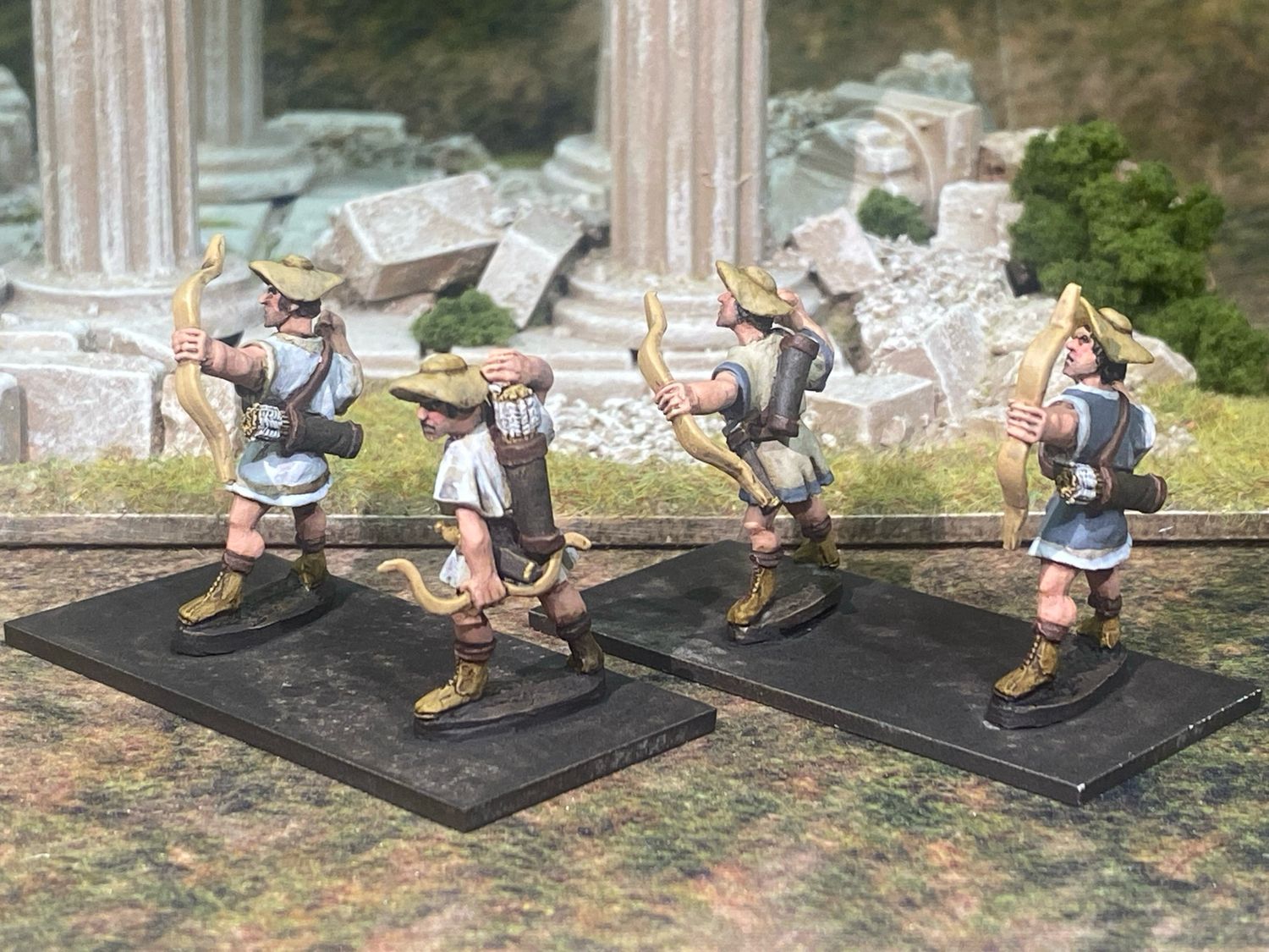 SK02 Archers in hats