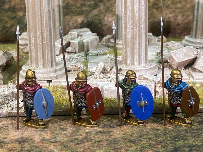 GAL04 Standing Armoured Galations in mail