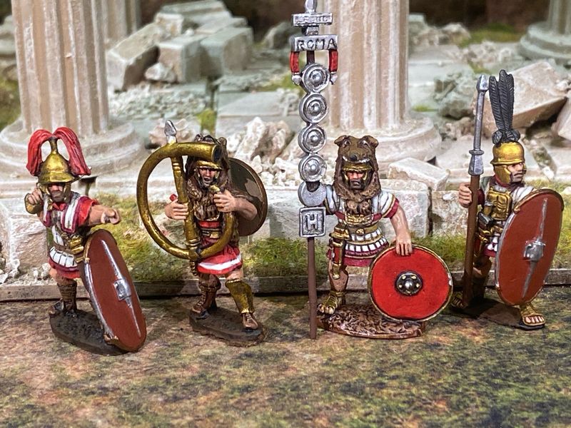 RR08 Standing Hastati command