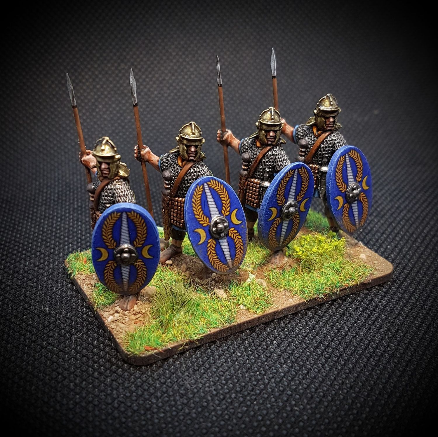 EIR30 Auxiliary Infantry in mail standing EIR30 Auxiliary Infantry in mail standing