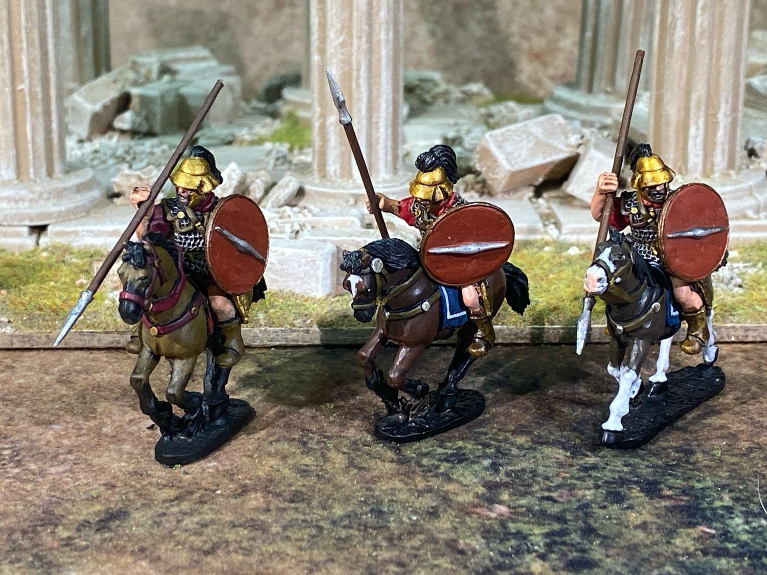 RR32 Republican Cavalry in mail with spears, Boeotian Helmets 2