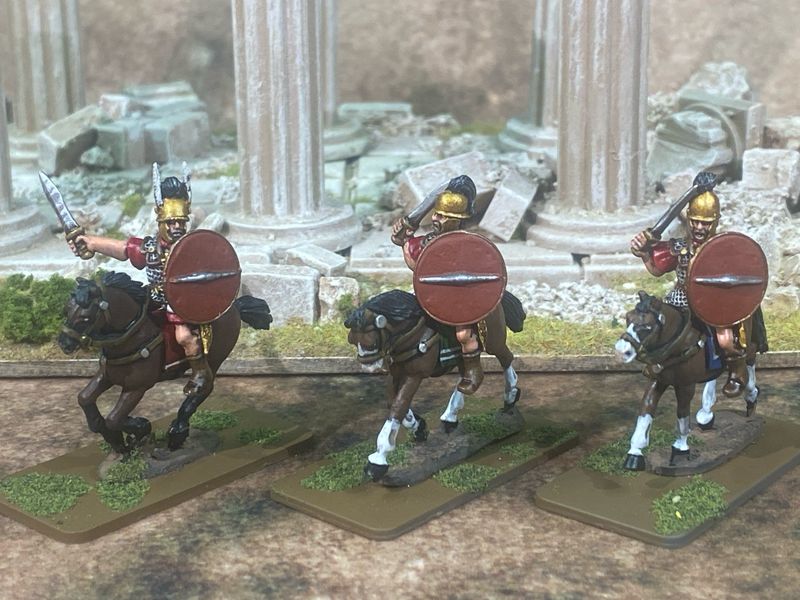 RR34 Republican Cavalry in Montefortino Helmets with swords