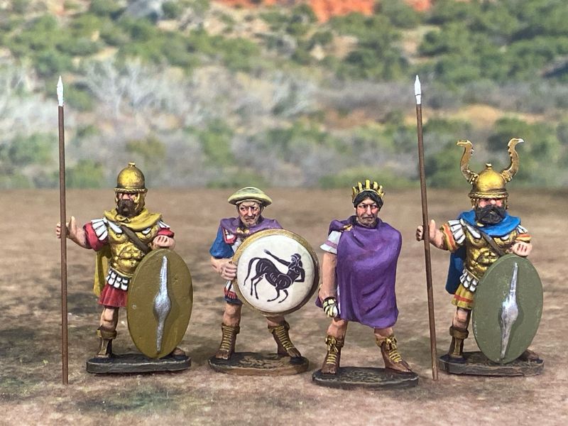 SUC14 Commander in Crown with Galatian bodyguard for 2nd and 3rd Macedonian Wars
