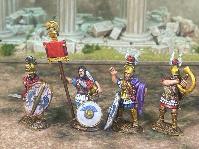 ETR11 Standing infantry Command in armour Variant 2