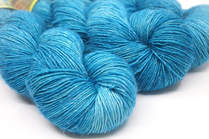 Merino Leinen 366 | BOMBAY GIN Merino Leinen 366 | BOMBAY GIN