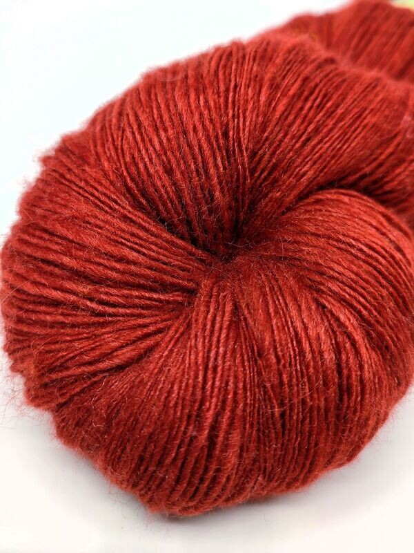 Carmen | ***************** Single | 130 g | 750 m