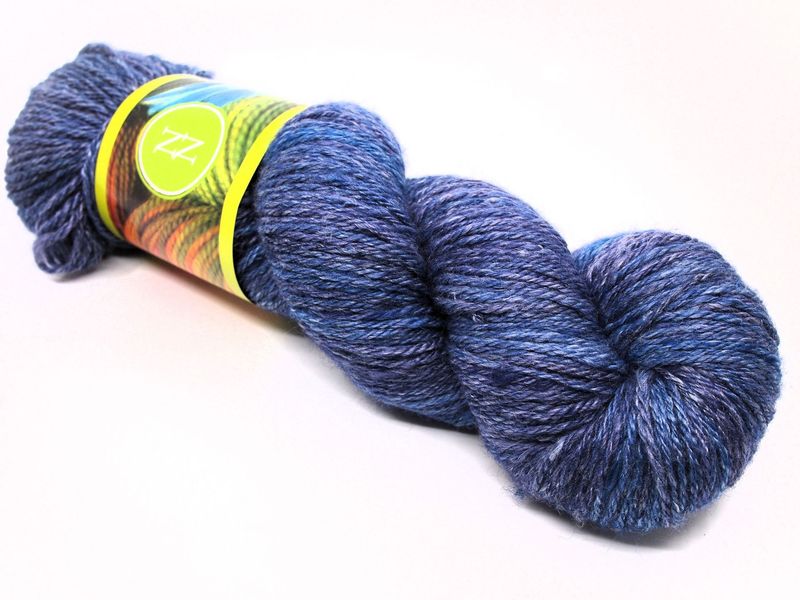Blauviolett | ************** 3fach | 190 g | 360 m Blauviolett | ************** 3fach | 190 g | 360 m