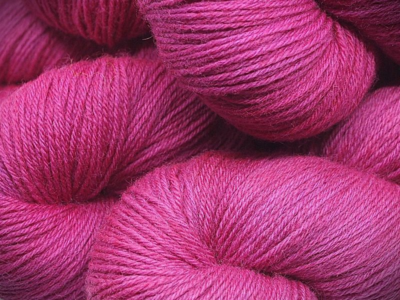 Hochland Wolle  4fach | 100 Gramm | AKZENTA Prachtvoll Hochland Wolle  4fach | 100 Gramm | AKZENTA Prachtvoll