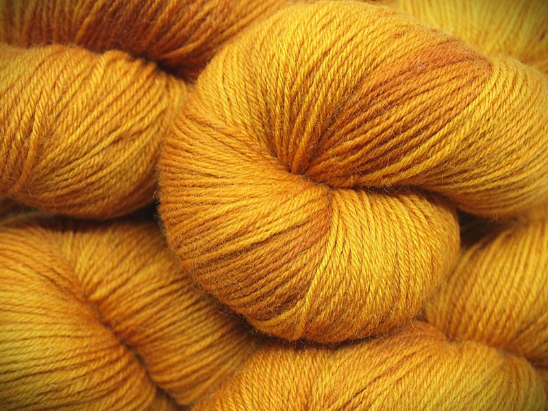 Hochland Wolle  4fach | 100 Gramm | AKZENTA Gediegen Hochland Wolle  4fach | 100 Gramm | AKZENTA Gediegen