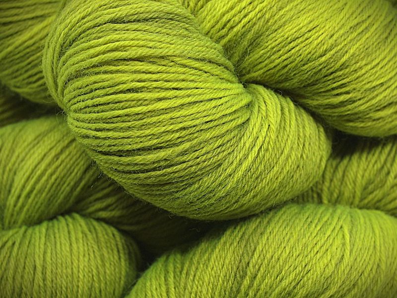 Hochland Wolle  4fach | 100 Gramm | AKZENTA Lebhaft Hochland Wolle  4fach | 100 Gramm | AKZENTA Lebhaft