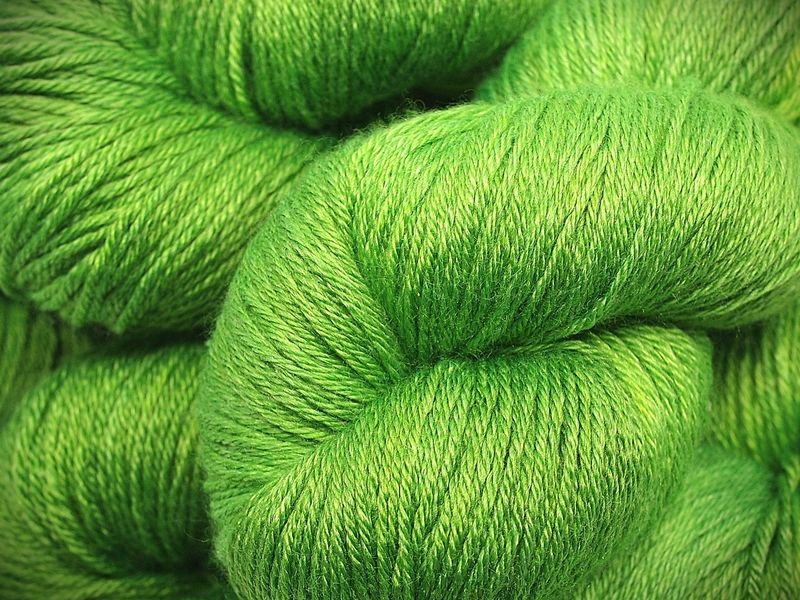 BFL Seide 400  | Leuchtend Kühl BFL Seide 400  | Leuchtend Kühl