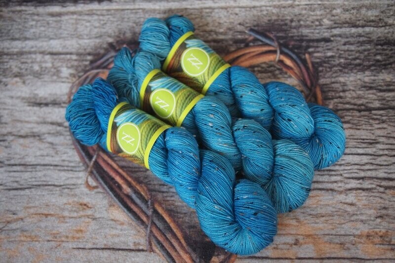 Donegal Tweed Merino 400 | Powerscourt Sky