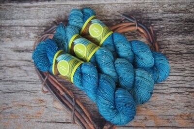 Donegal Tweed Merino 400 | Powerscourt Sky