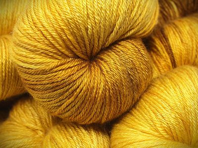 BFL Seide 400 | Goldbraun Karamell BFL Seide 400 | Goldbraun Karamell