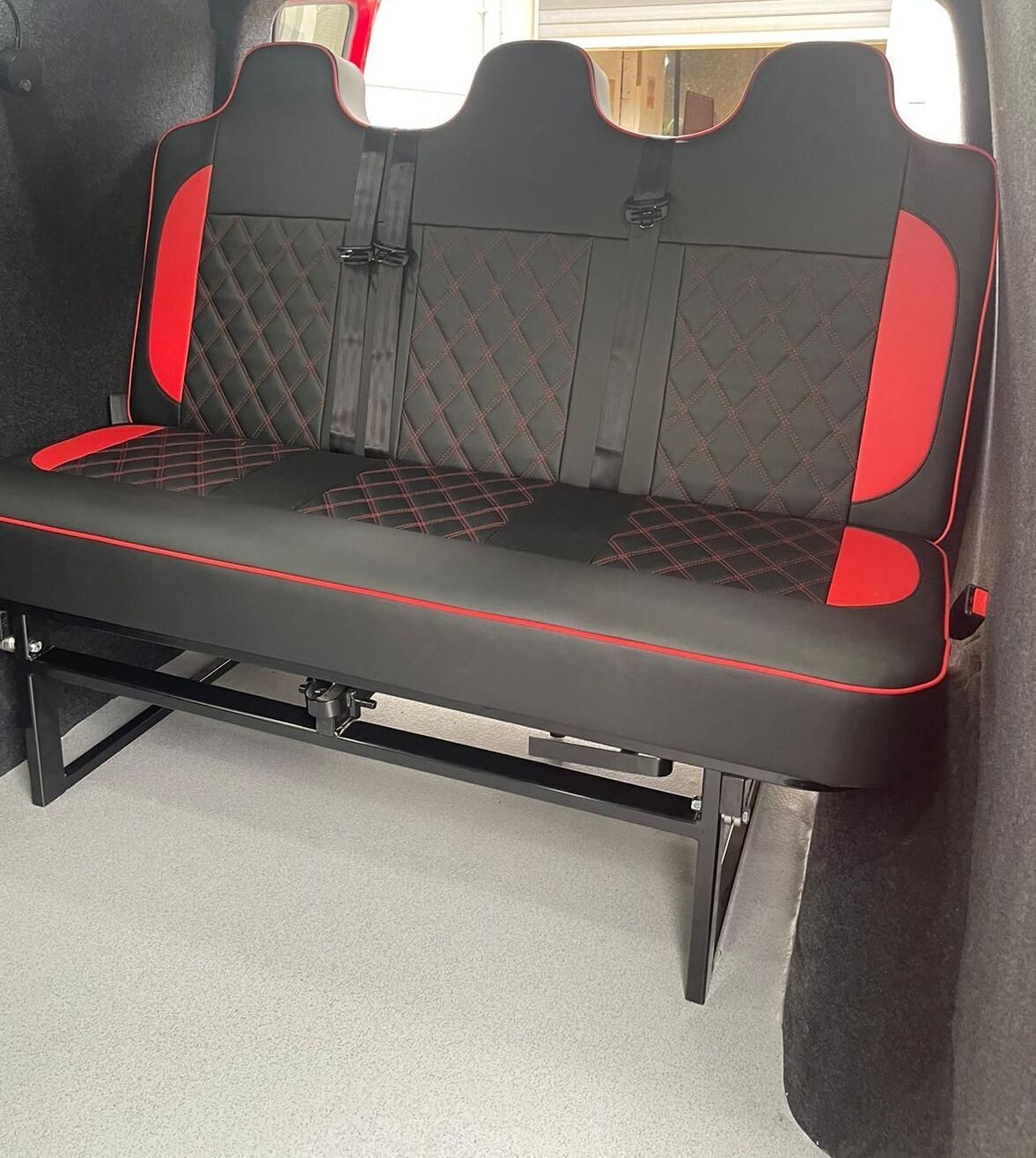 148CM FULL WIDTH CANTILEVER BED