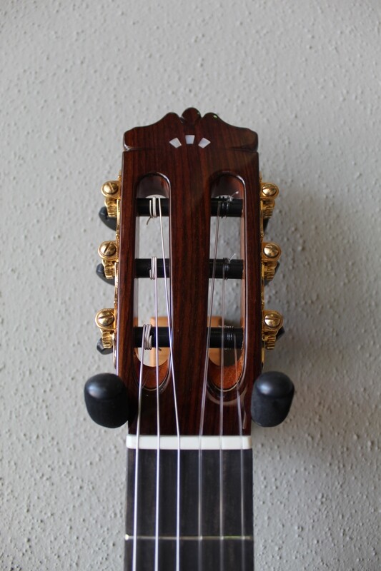 Cordoba F10 Flamenco Blanca Guitar