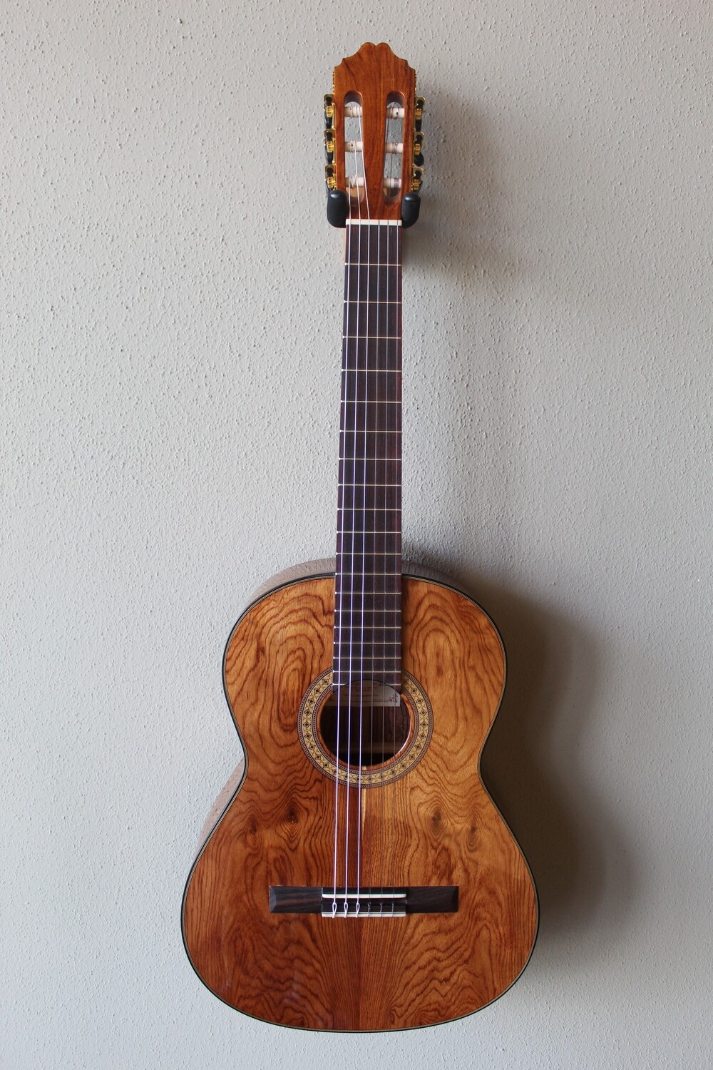 Francisco Navarro Jr. Tesoro Model Classical Guitar - 630 Scale