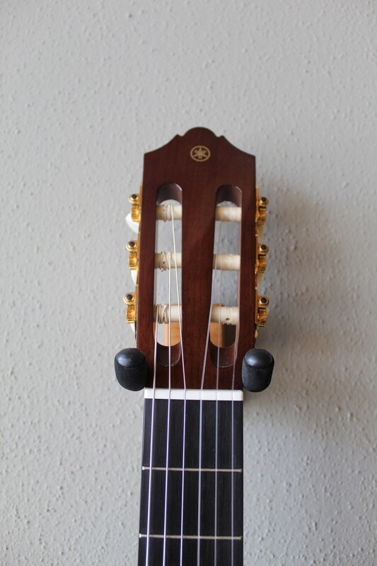 Yamaha CG192C Cedar Top Classical Guitar with Gig Bag
