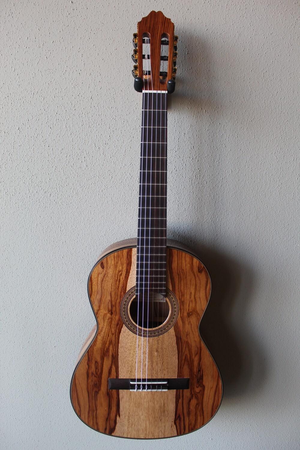 Francisco Navarro Jr. Premium Wood Tesoro Model Classical Guitar - 630 Scale