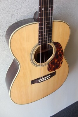 Brand New Recording King RO-328 All Solid Acoustic Guitar with Gig Bag