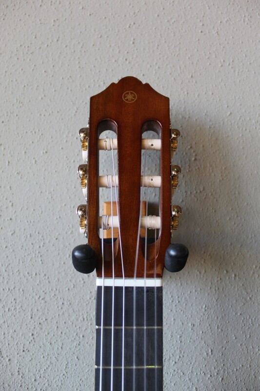 Yamaha CGS102A Nylon String Half (1/2) Size Classical Guitar with Gig Bag