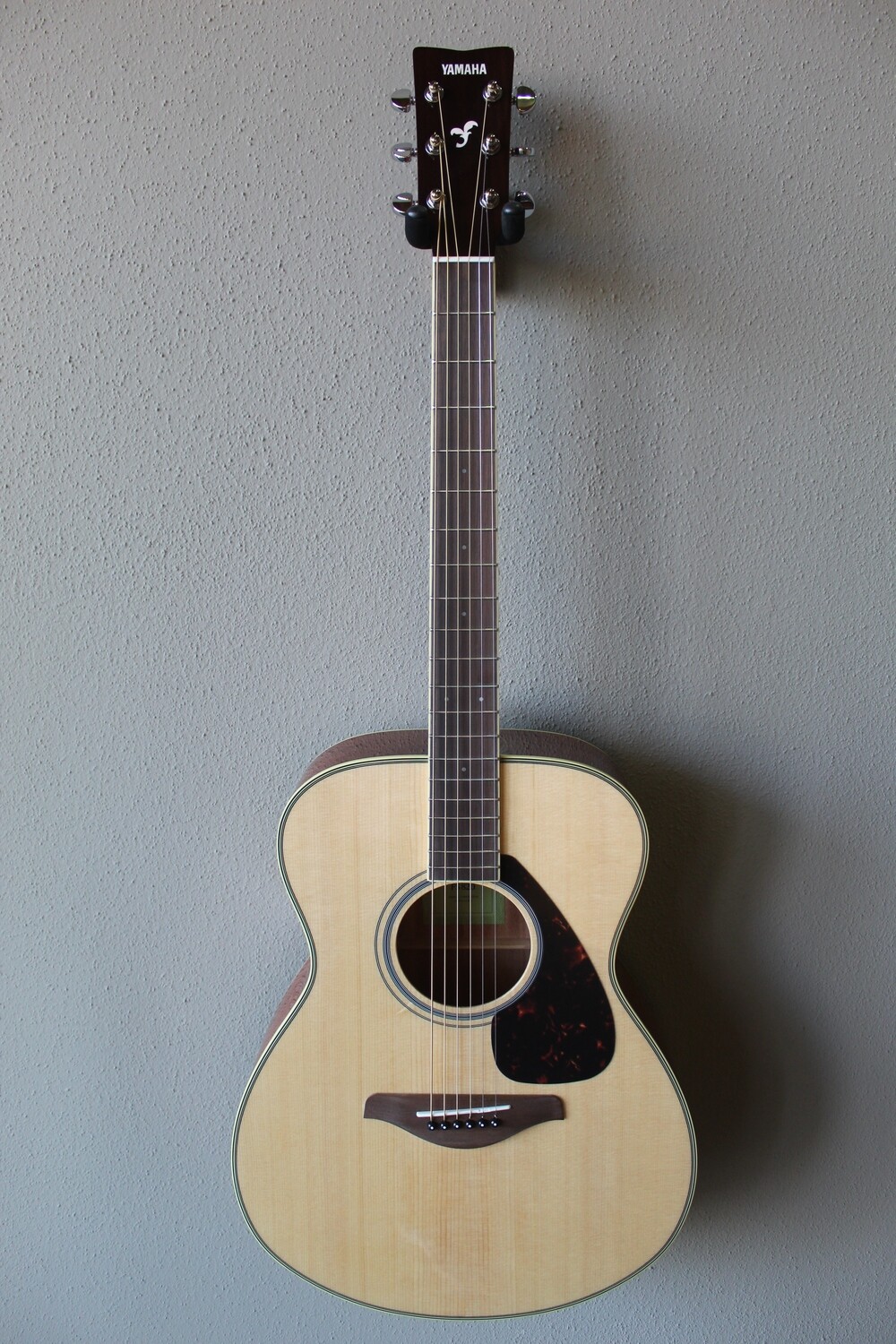 Yamaha 2024 fs820 natural