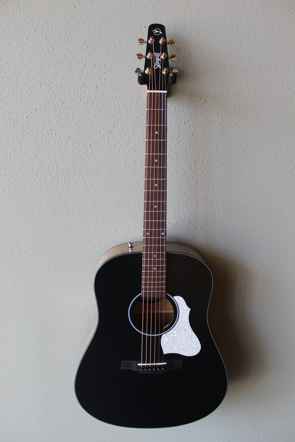 Seagull S6 Classic Black Acoustic/Electric Guitar with Gig Bag