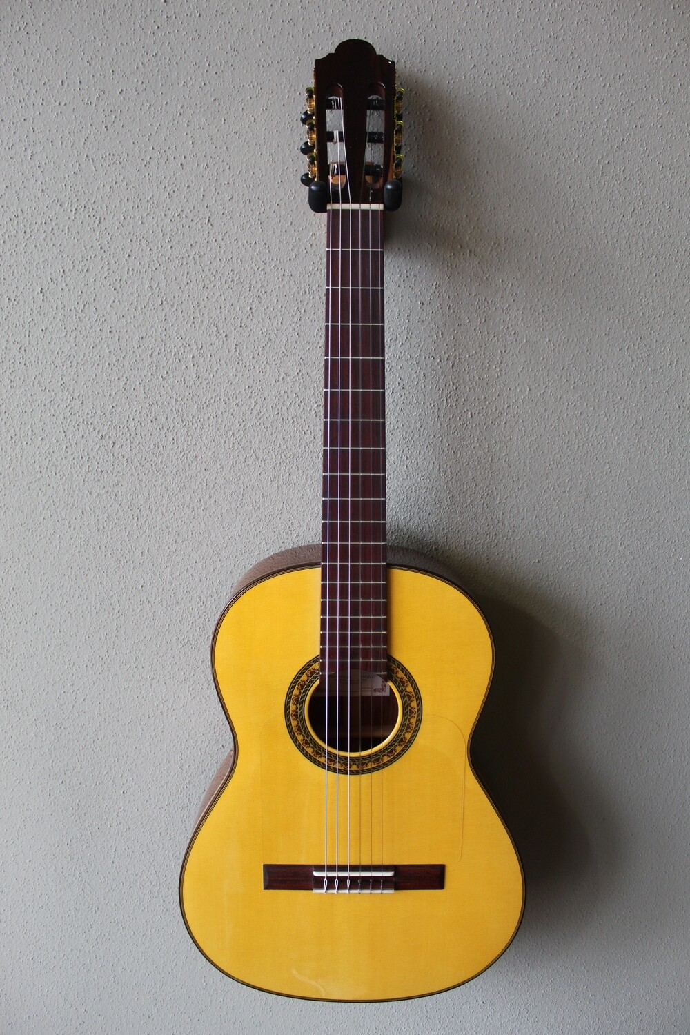 Marlon (Francisco) Navarro Flamenco Negra Guitar - 640 Scale