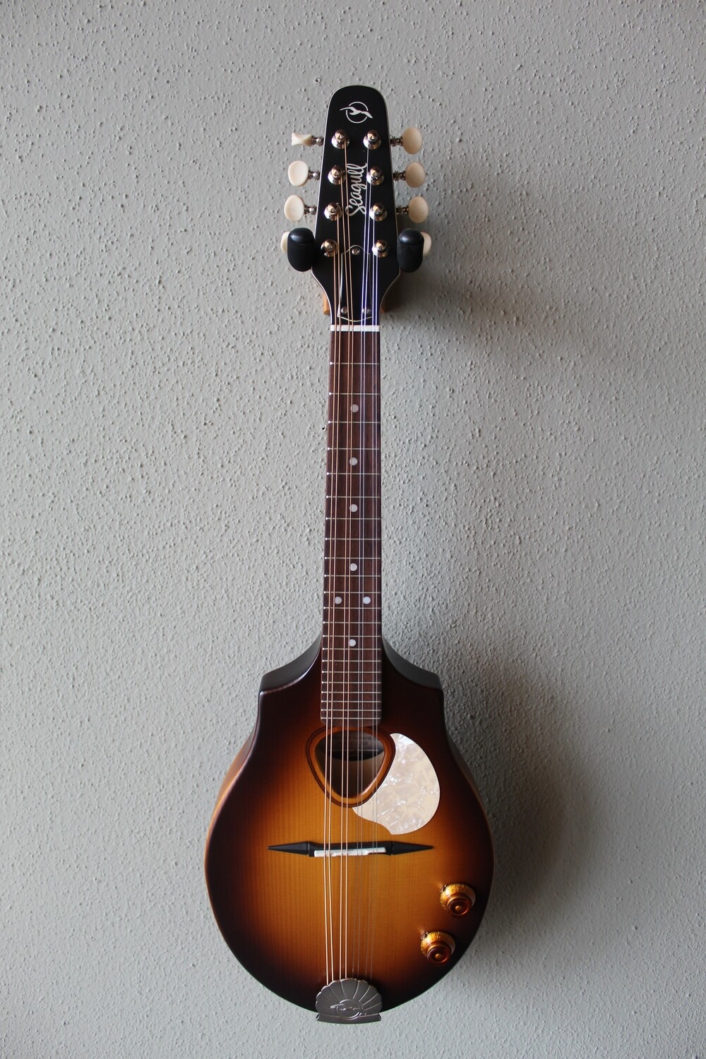 Seagull S8 Acoustic/Electric Mandolin with Gig Bag - Sunburst