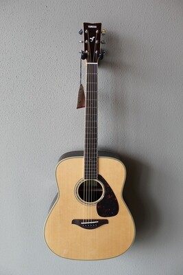 Yamaha FG830 Dreadnought Acoustic Guitar with Gig Bag - B Stock