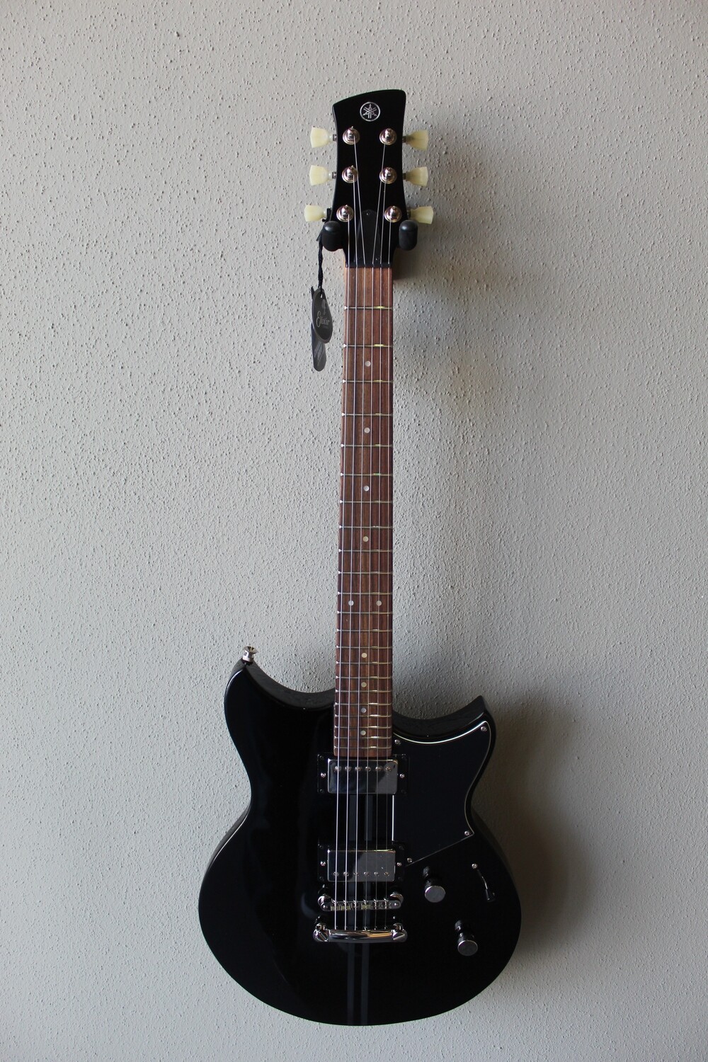 Yamaha Revstar Element RSE20 Electric Guitar with Gig Bag - Black
