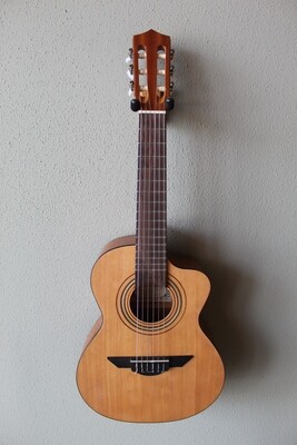 Used H. Jimenez LR1C Requinto Guitar