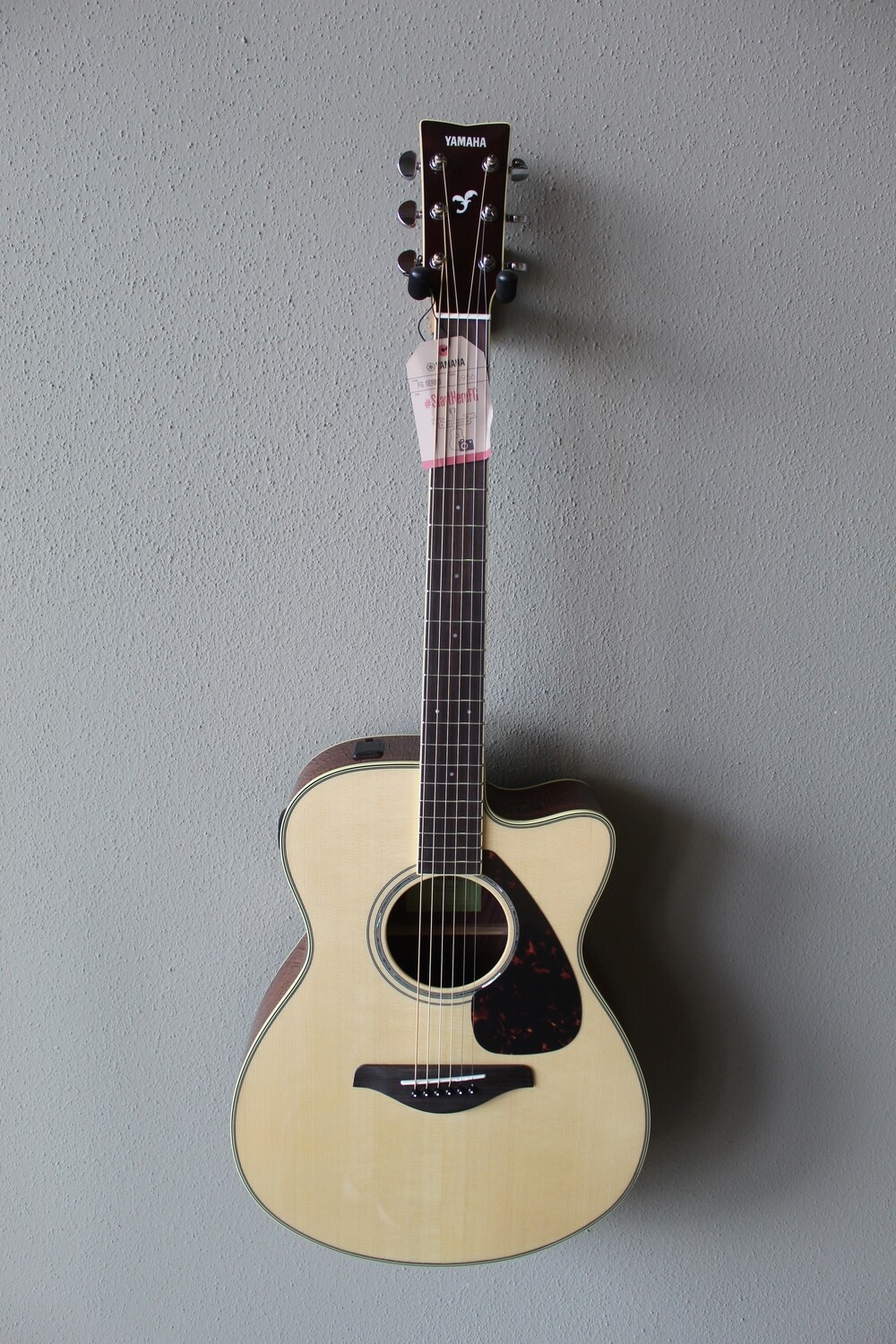Yamaha FSX830C Steel String Acoustic/Electric Guitar